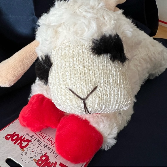 Lamb Chop  The Legend! Dog Toy - Picture 2 of 8